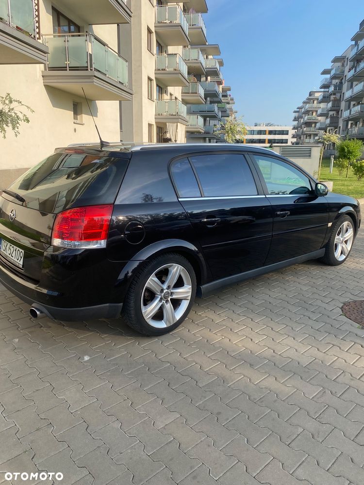 Opel Signum 2.2 Sport ActiveSelect - 2