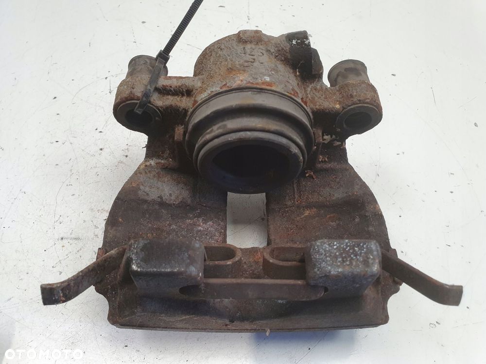 Volvo S60 II V60 I PRZEDNI ZACISK HAMULCOWY prawy przód pasażera 31471664 - 15