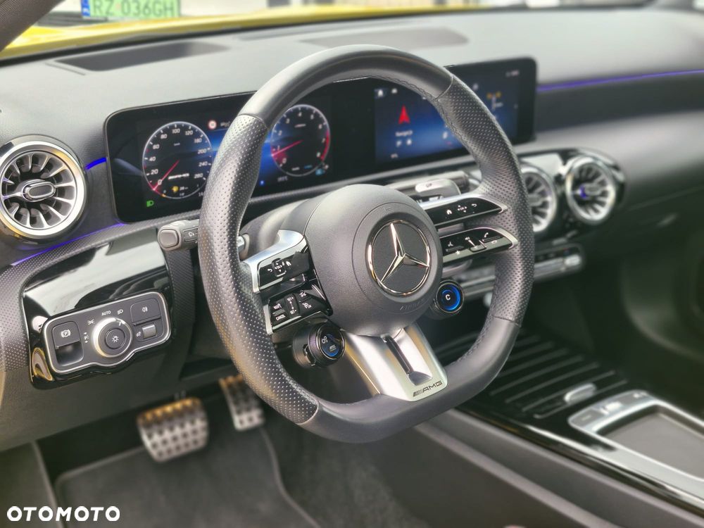 Mercedes-Benz Klasa A 35 AMG 4-Matic 8G-DCT - 9