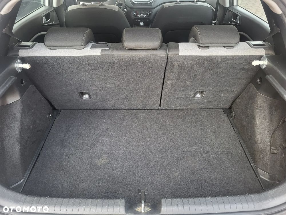 Hyundai i20 - 9