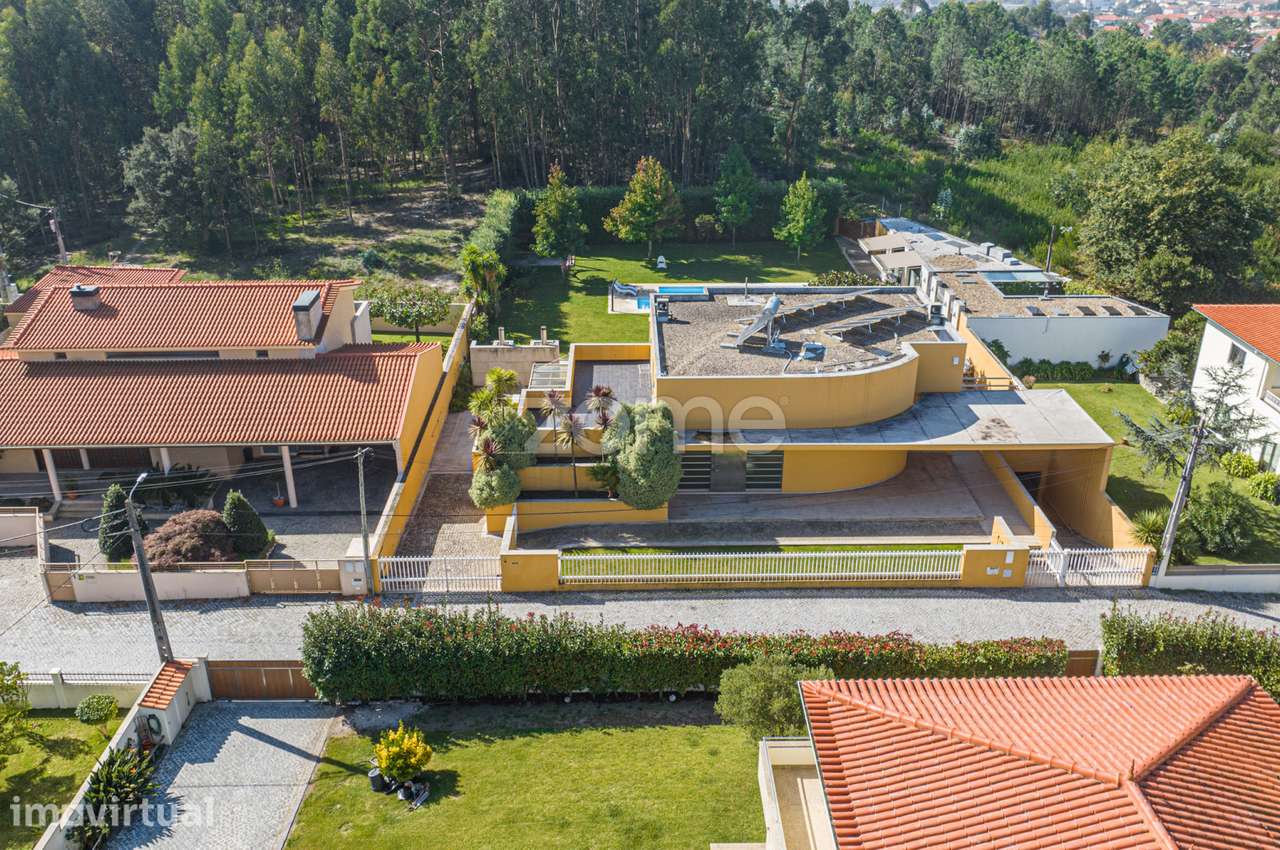 Moradia de Luxo T5, Vila Nova de Anha, Viana do Castelo - Grande imagem: 2/60
