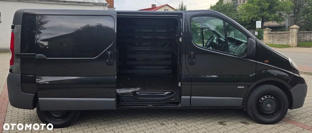 Opel Vivaro - 18