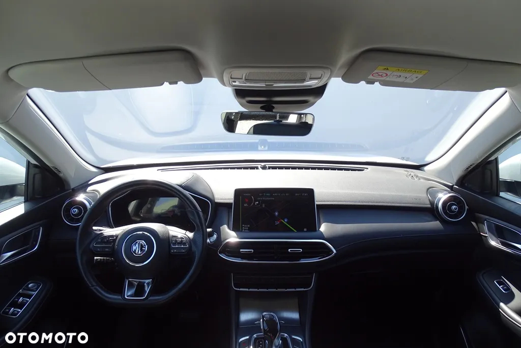 MG EHS 1.5T-GDI PHEV Luxury - 38