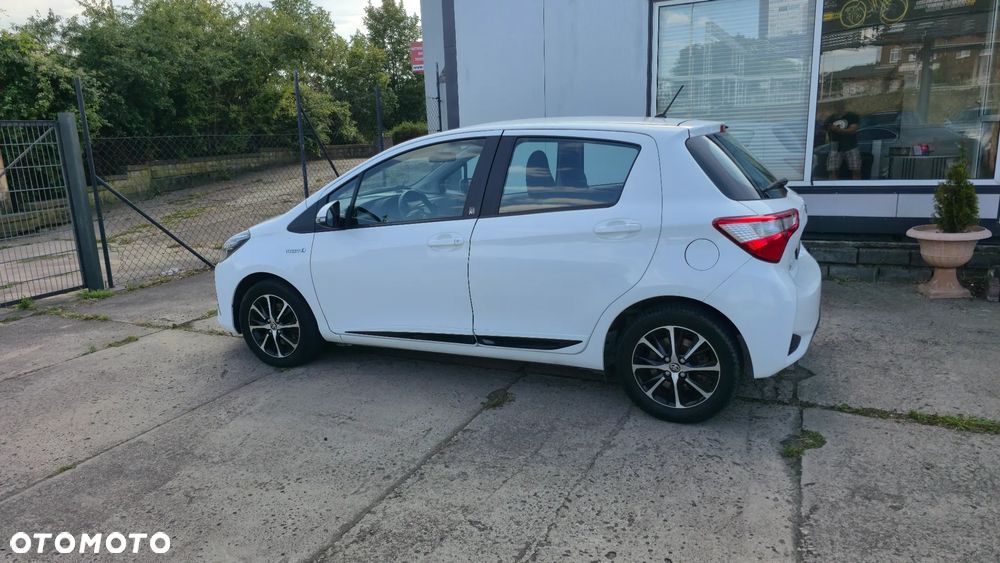 Toyota Yaris - 7