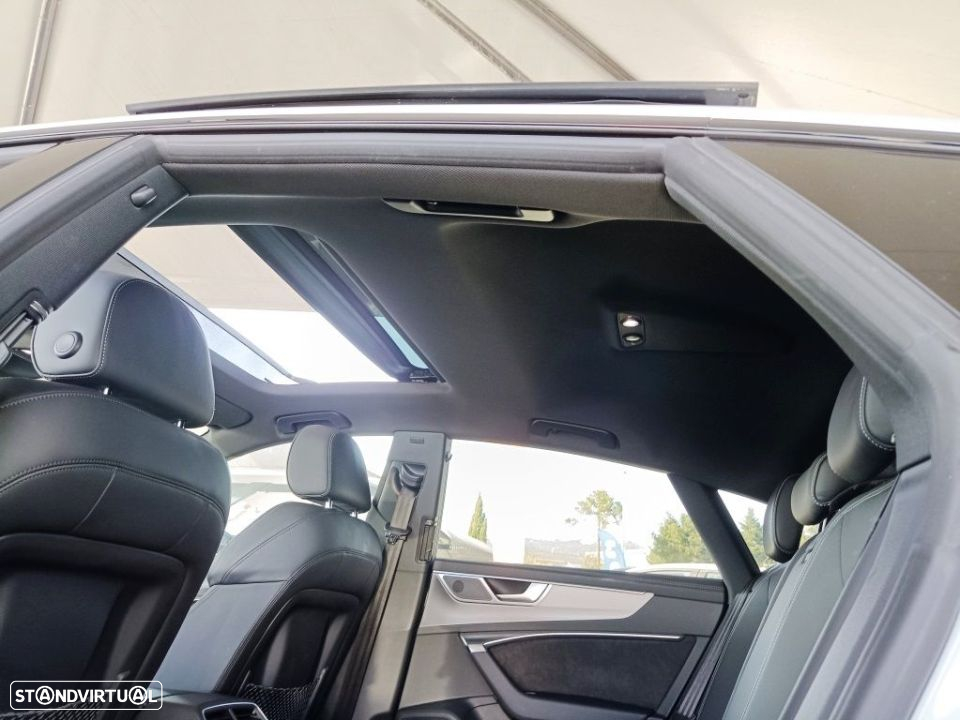 Audi A7 Sportback 55 TFSIe quattro S tronic - 52