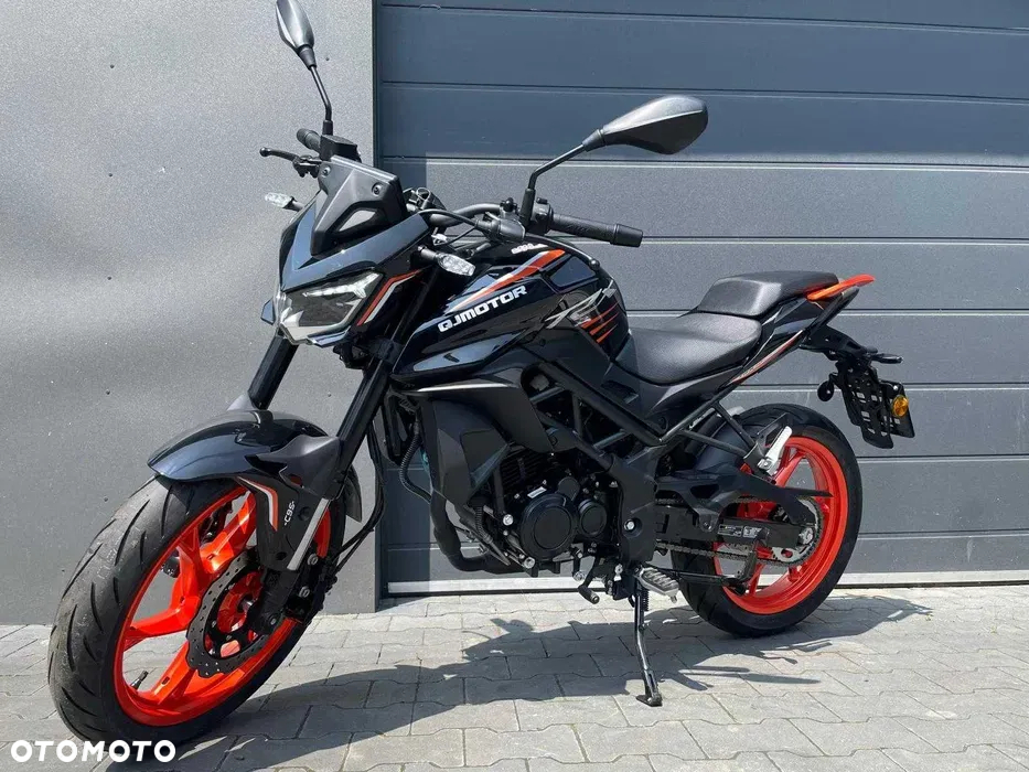 QJMOTOR TRX 125 - 7