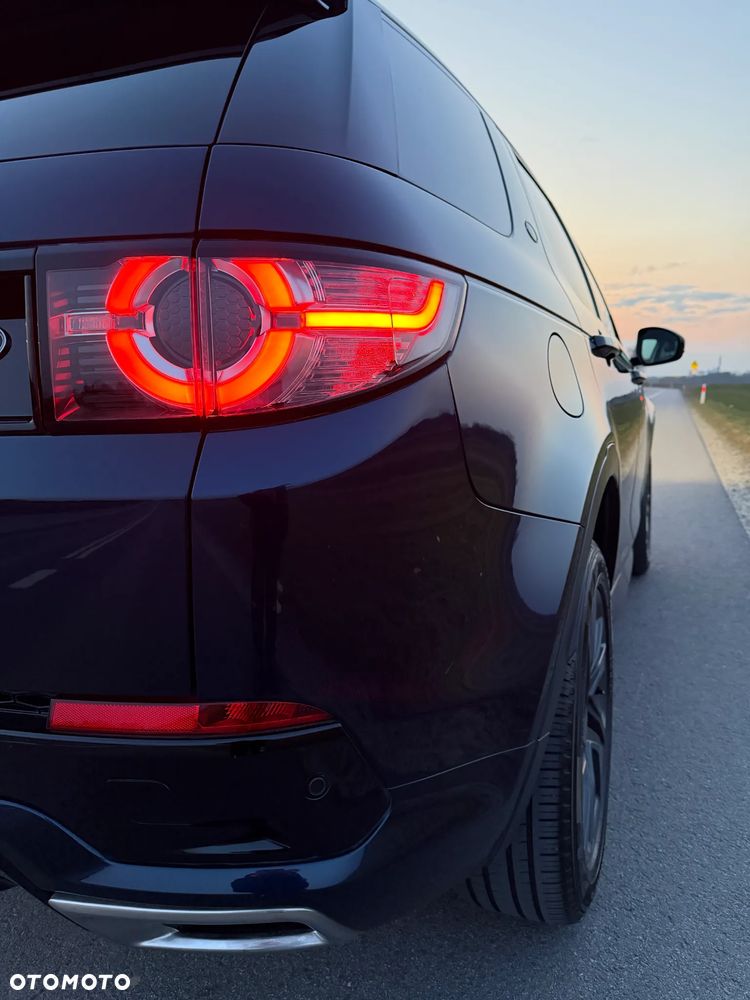 Land Rover Discovery Sport TD4 HSE Luxury - 24