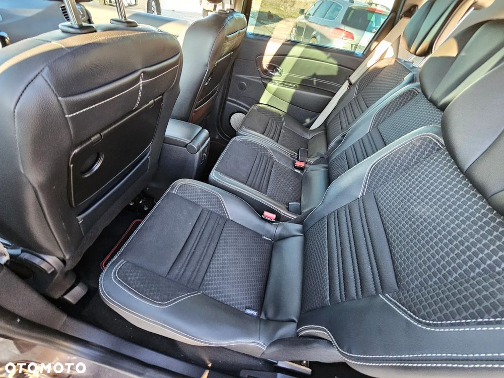 Renault Scenic - 11