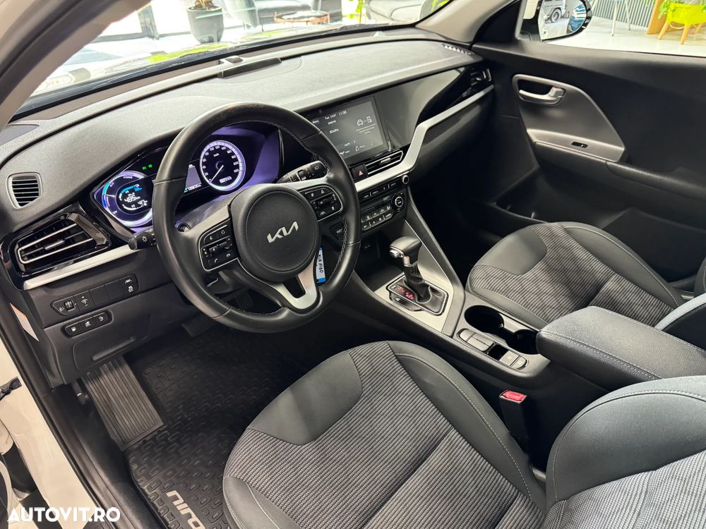 Kia Niro 1.6 GDI PHEV 2WD OPF Aut. Vision - 7