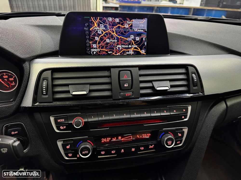 BMW 318 d Pack M - 19