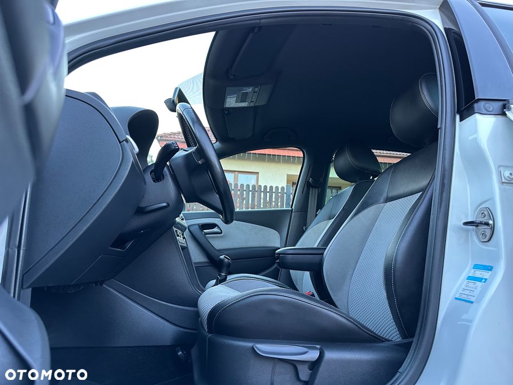 Volkswagen Polo Cross 1.6 TDI DPF - 23