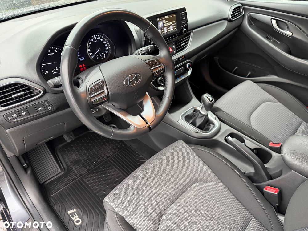 Hyundai i30 1.4 Classic + - 15