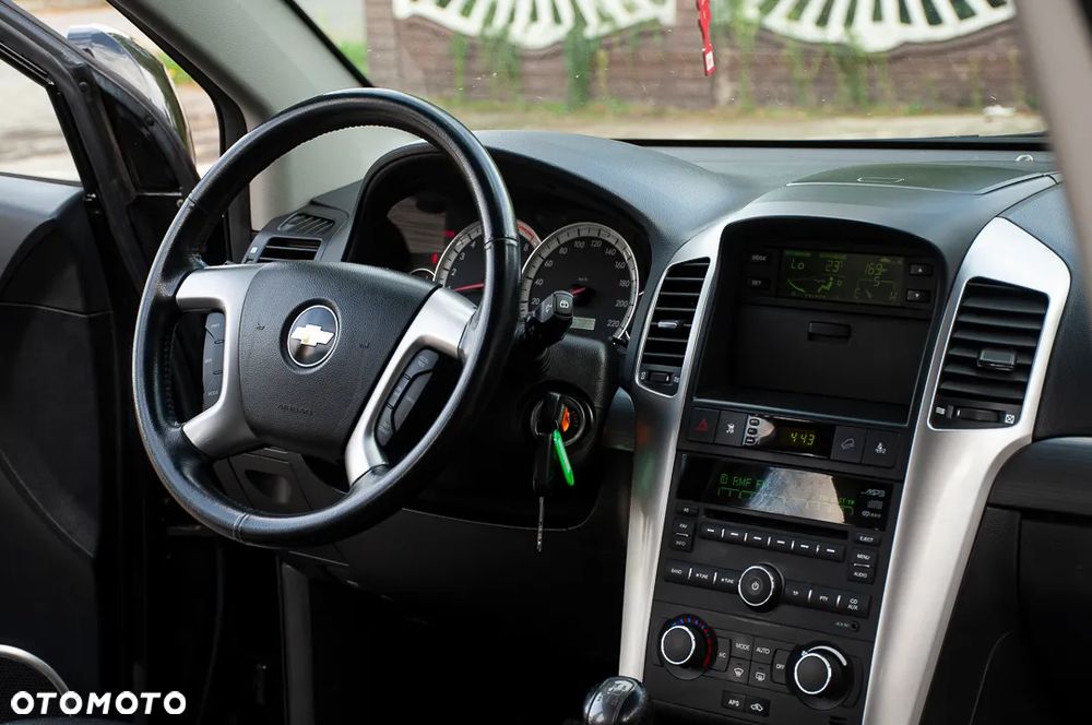 Chevrolet Captiva 2.4 2WD 7 Sitzer LS - 21