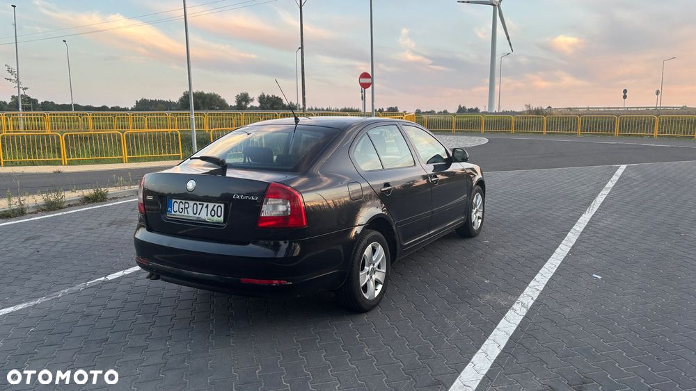 Skoda Octavia 2.0 TDI Ambiente - 6