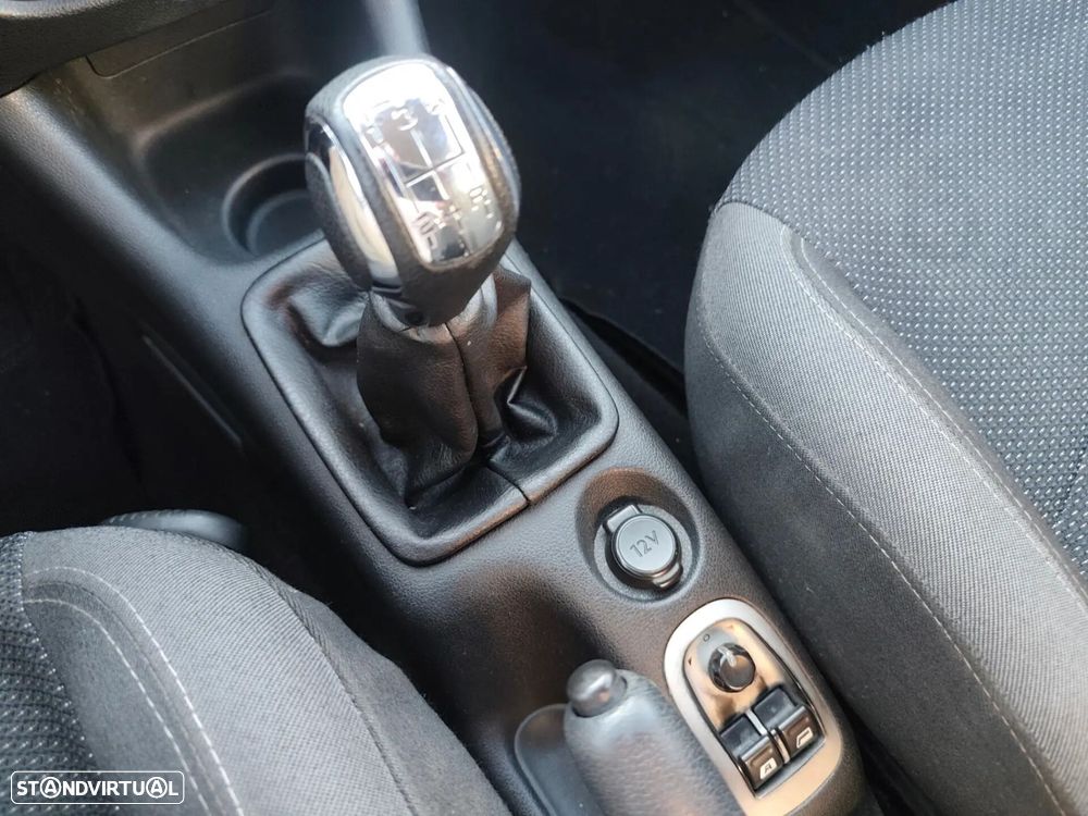 Peugeot 206+ 1.1 Trendy - 27