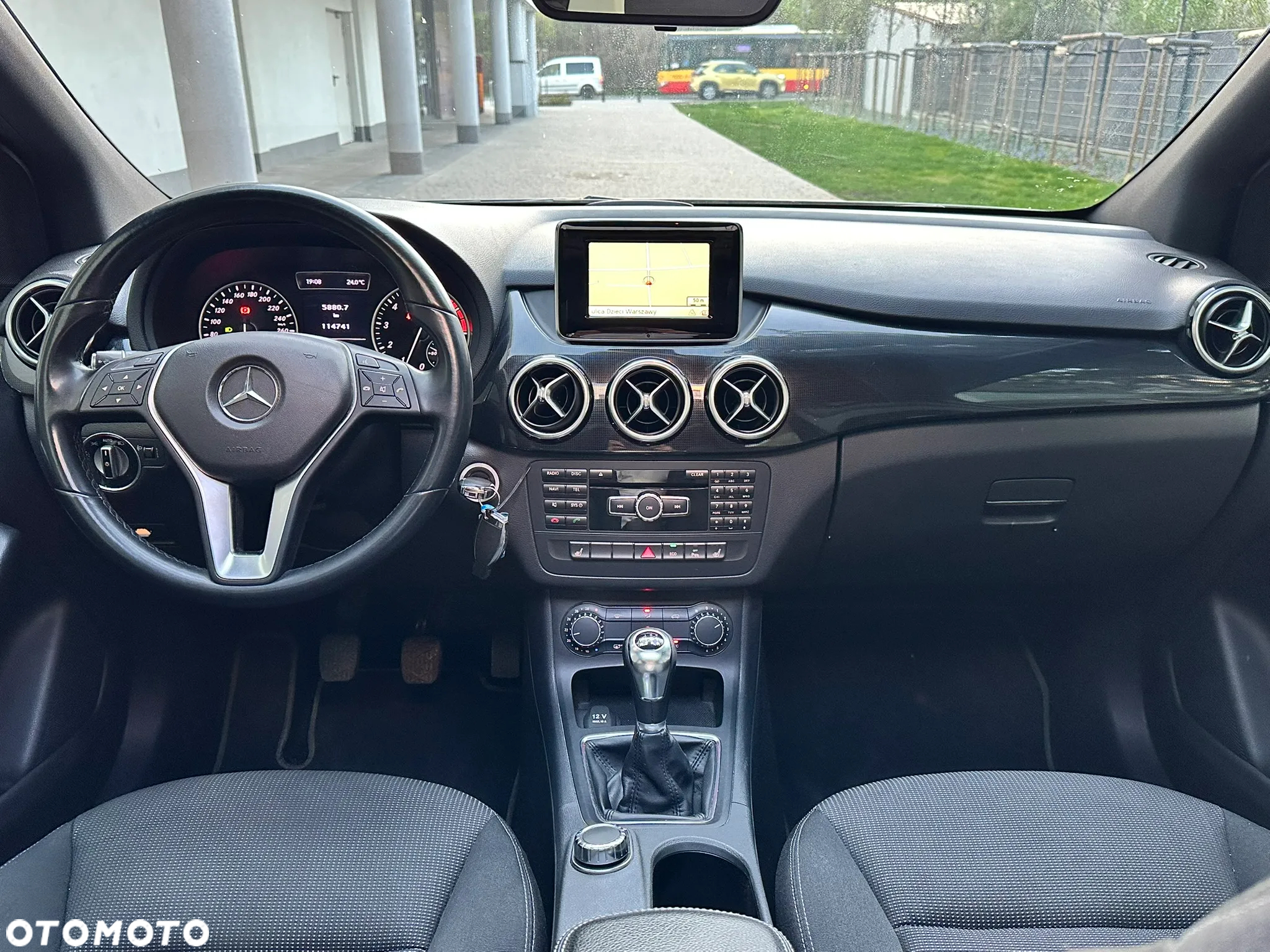 Mercedes-Benz Klasa B 180 (BlueEFFICIENCY) - 17