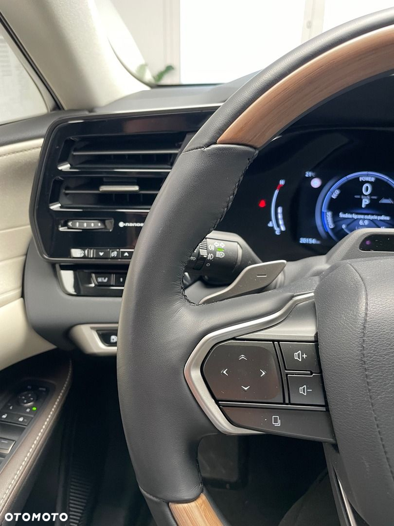 Lexus RX - 16