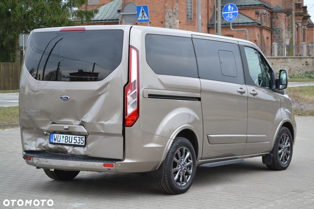 Ford Tourneo Custom 2.0 TDCi L1 Titanium SelectShift - 13