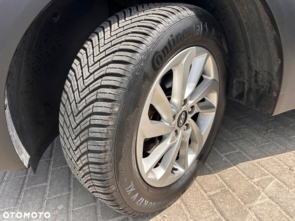 Hyundai Tucson 1.6 GDI BlueDrive GO 2WD - 35