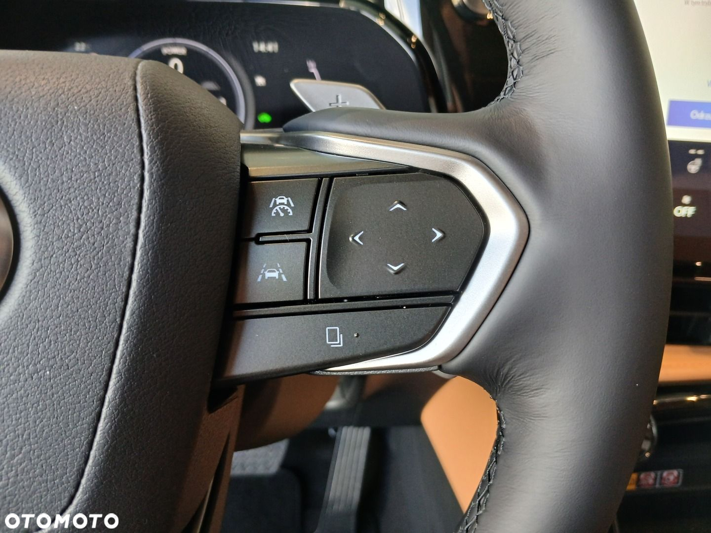 Lexus NX - 12