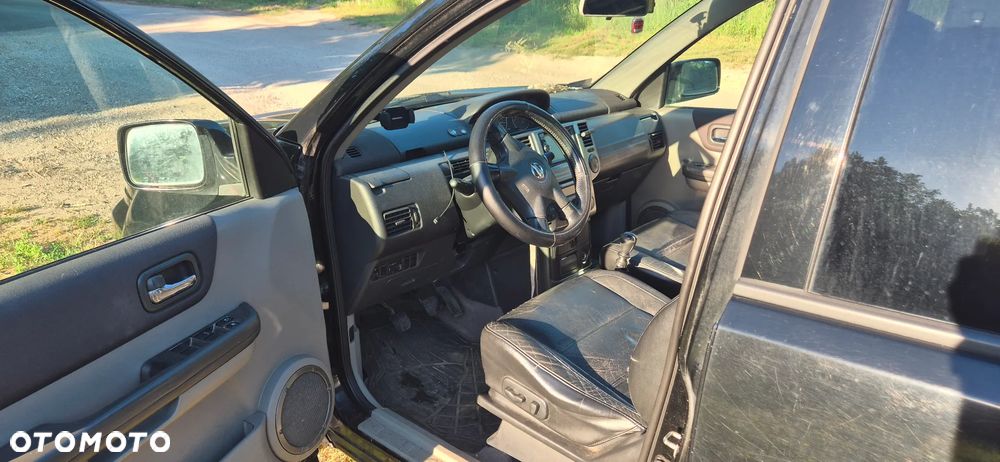 Nissan X-Trail 2.2 dCi 4x4 Edition Sport - 2