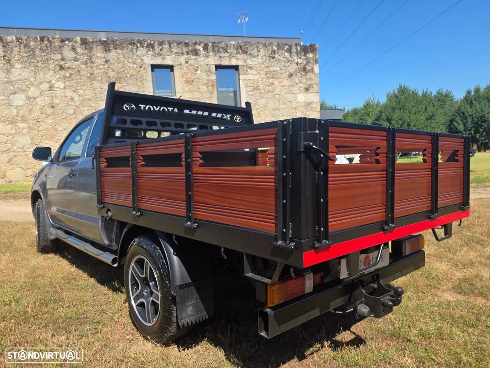 Toyota Hilux 2.5 D-4D 4WD CE CM AC - 10