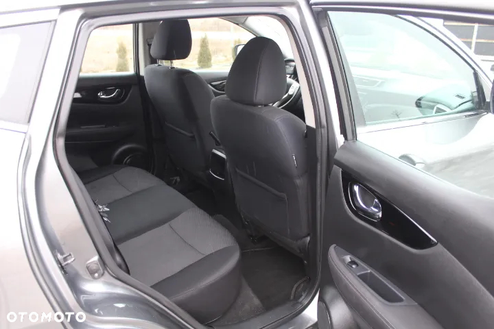 Nissan Qashqai - 15