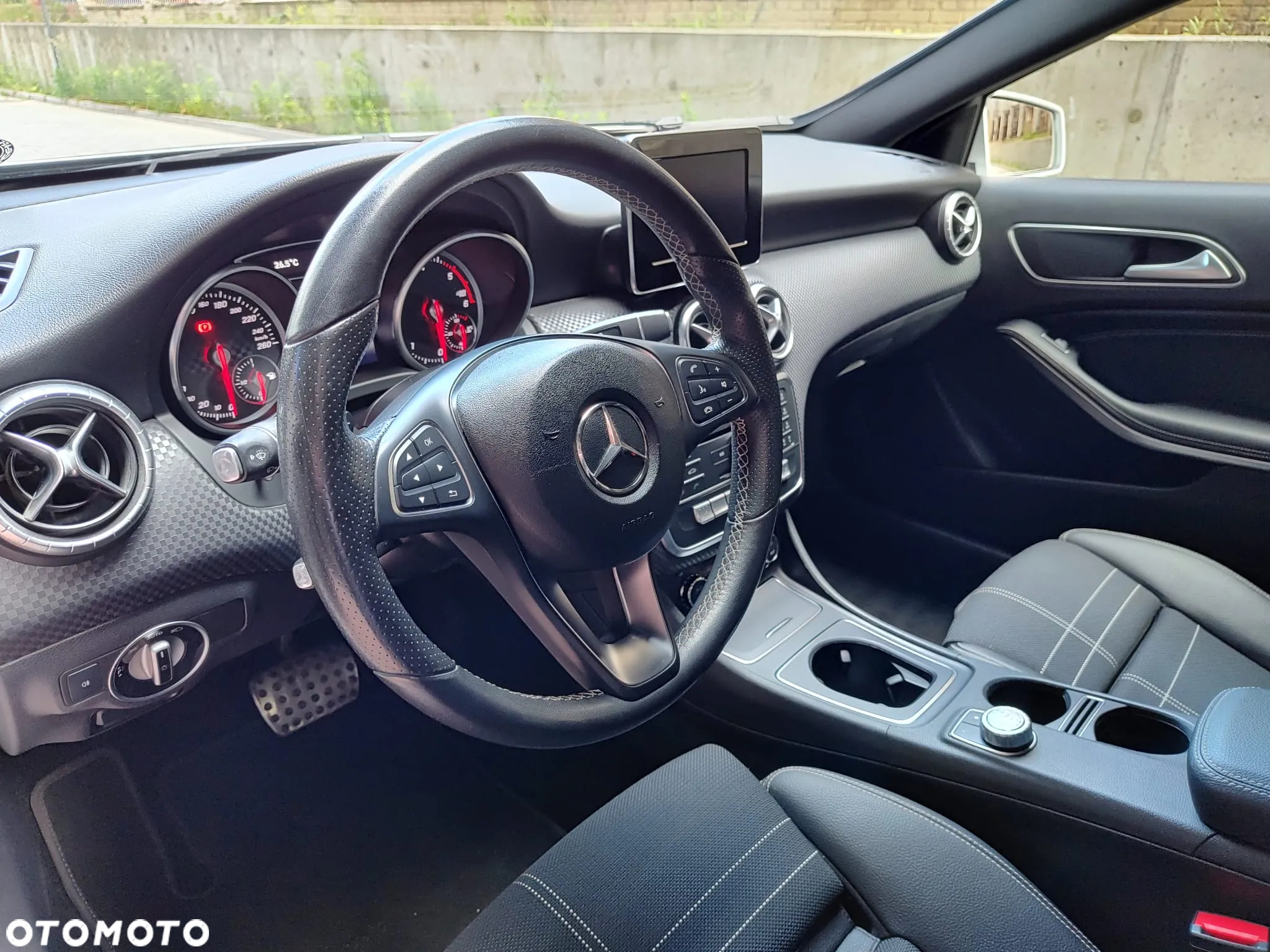 Mercedes-Benz Klasa A 180 CDI 7G-DCT AMG Line - 6