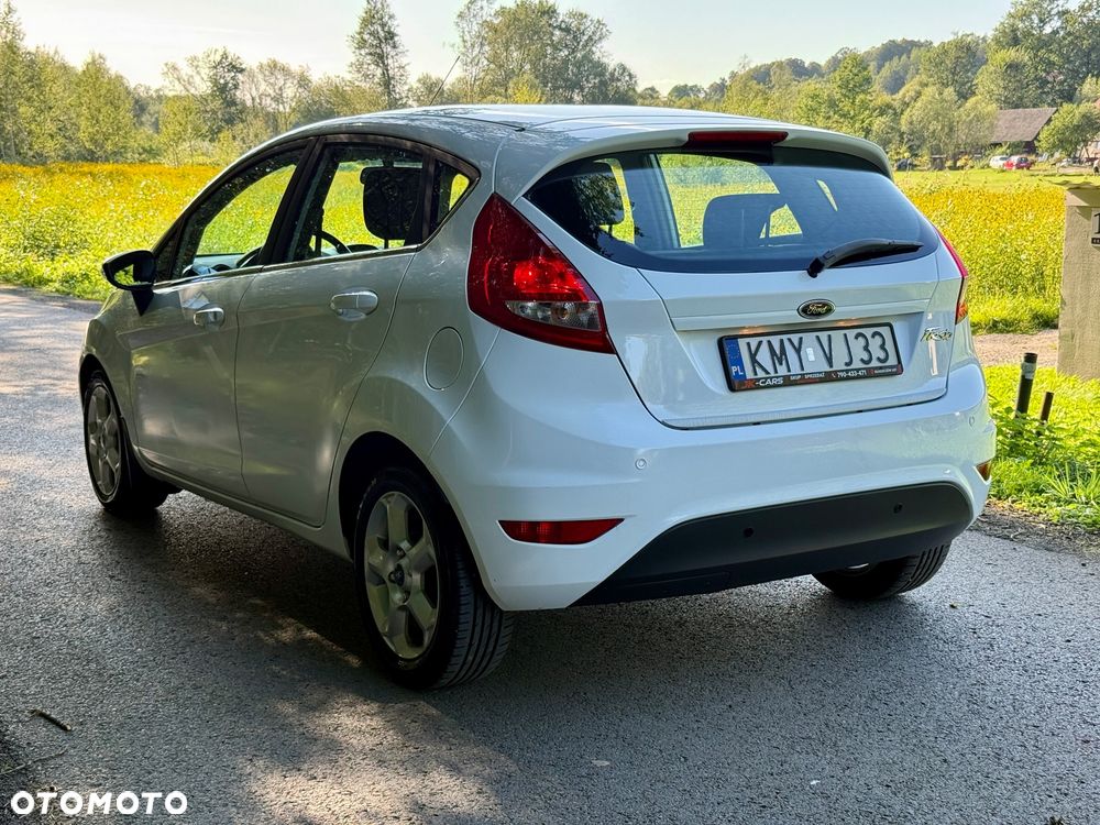 Ford Fiesta 1.25 Ambiente - 8