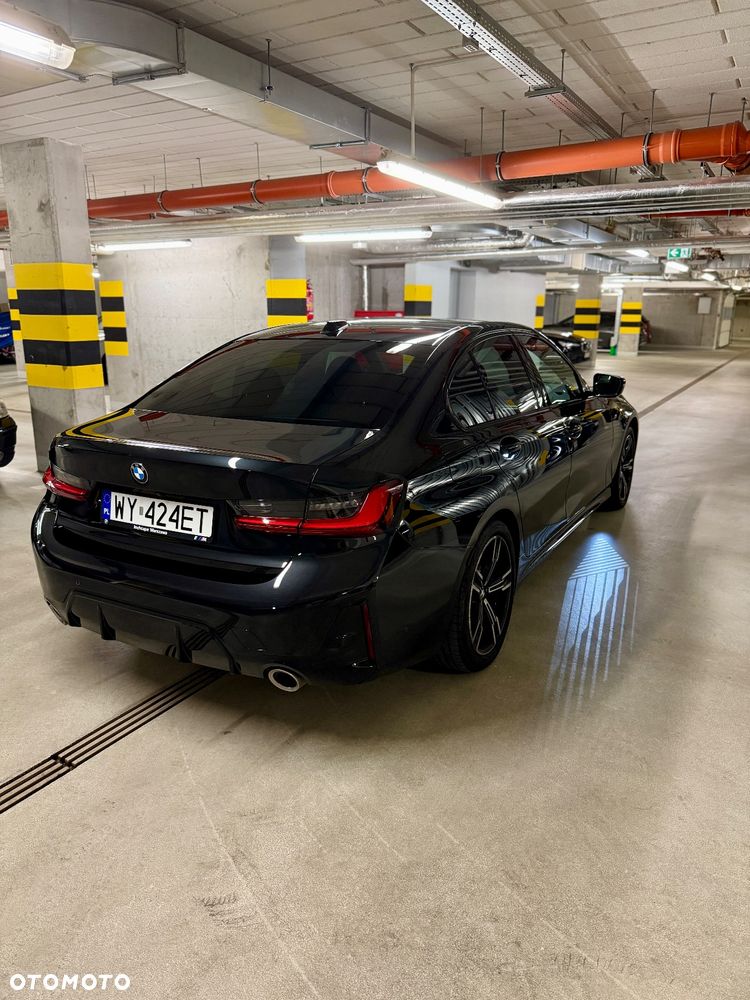 BMW Seria 3 320i M Sport - 17