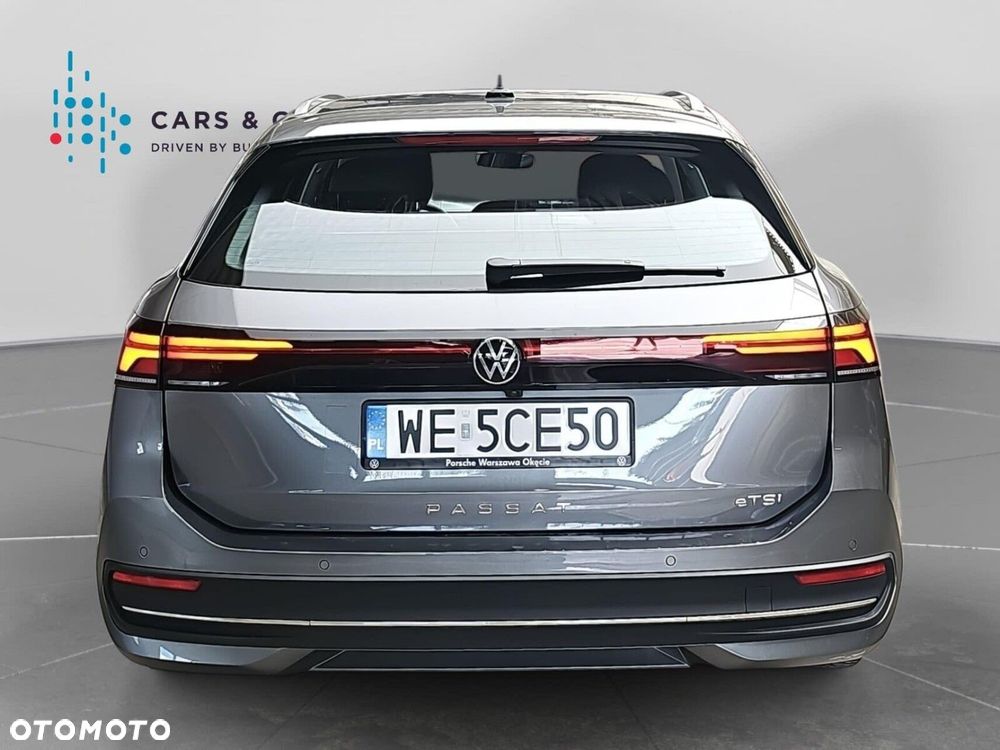 Volkswagen Passat - 26