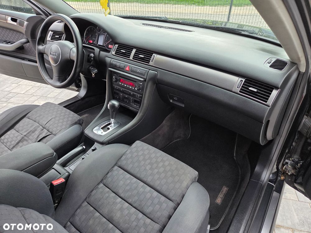 Audi A6 Avant 2.4 Multitronic - 18