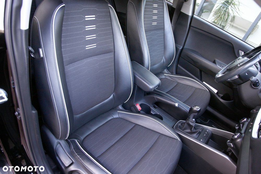 Kia Stonic 1.0 T-GDI GT Line - 18