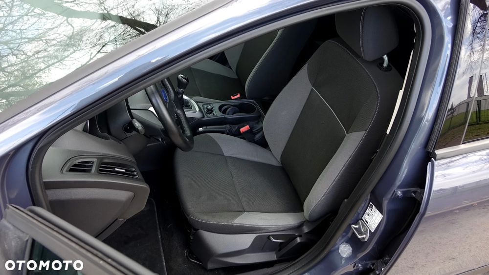 Ford Focus 1.6 Gold X (Edition) - 6