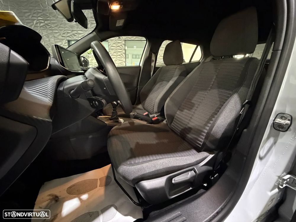 Peugeot 2008 1.2 PureTech Active - 8