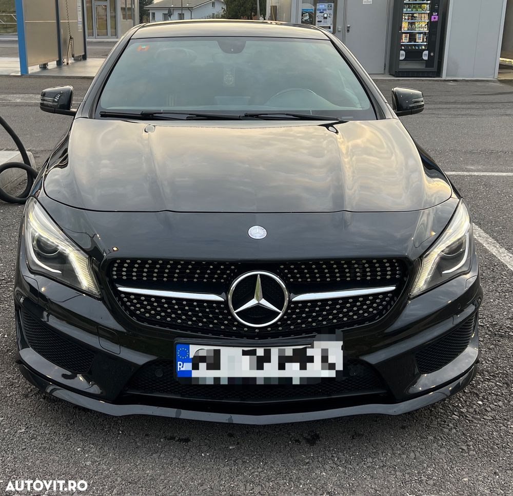 Mercedes-Benz CLA 200 7G-DCT AMG Line - 4