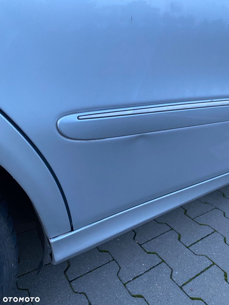 Mercedes-Benz Klasa E - 11