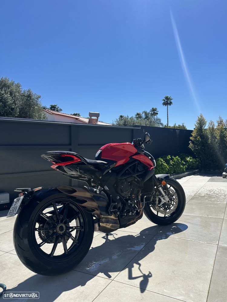MV Agusta Dragster R - 2