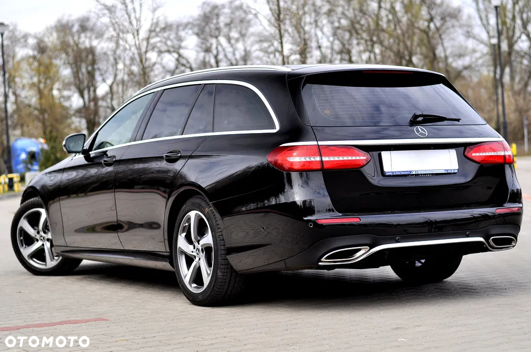 Mercedes-Benz Klasa E 200 T 9G-TRONIC AMG Line - 5