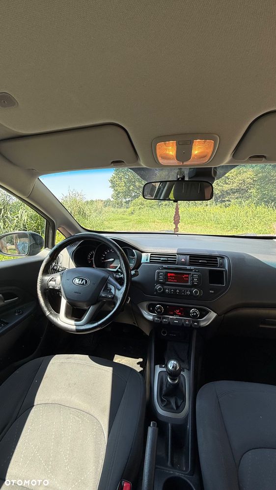 Kia Rio 1.2 Business Line - 7