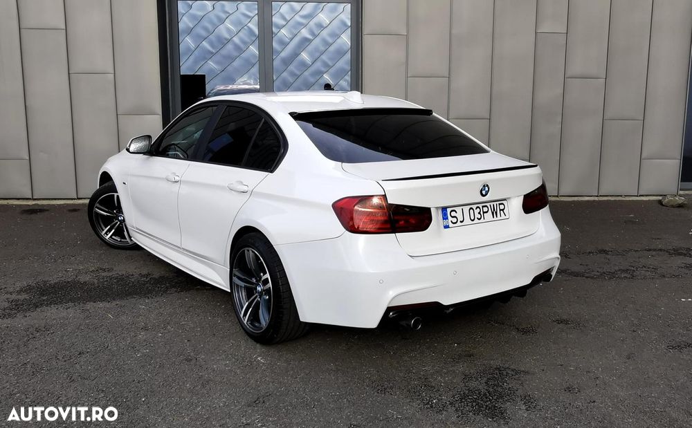 BMW Seria 3 320d - 18