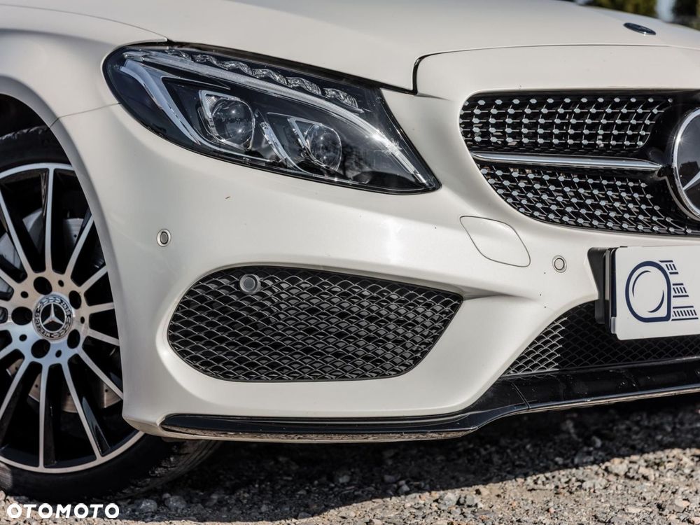 Mercedes-Benz Klasa C 300 9G-TRONIC - 37