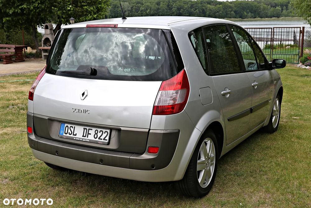 Renault Scenic - 17