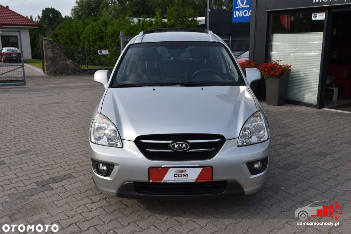 Kia Carens - 5