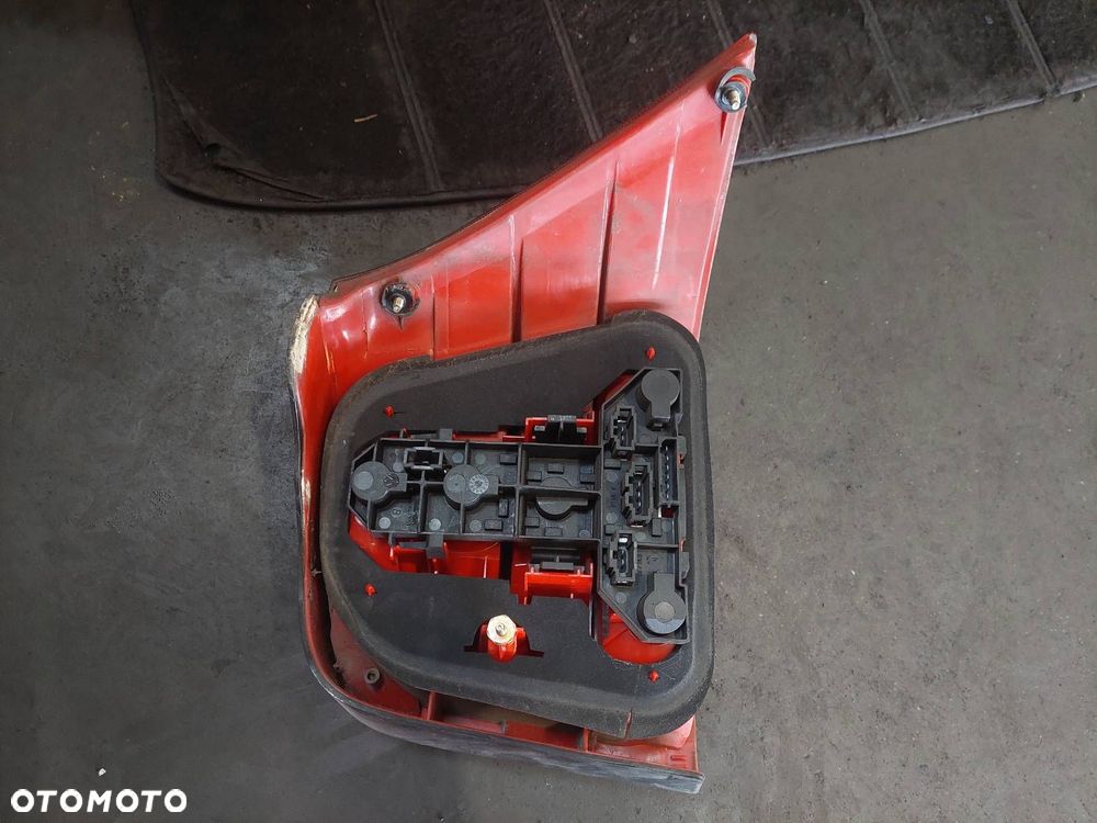 KOMPLETNY TYŁ KLAPA BAGAŻNIKA ZDERZAK TYŁ LAMPA VOLKSWAGEN GOLF IV LB5N - 3