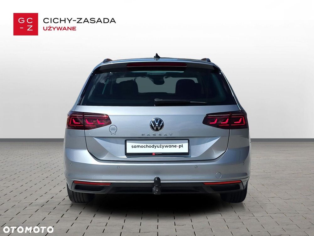 Volkswagen Passat - 5