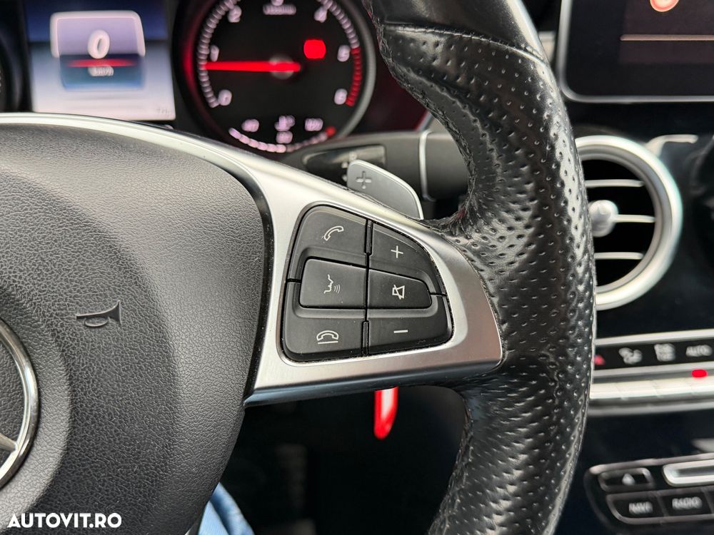 Mercedes-Benz GLC 250 d 4MATIC 9G-TRONIC AMG Line - 27