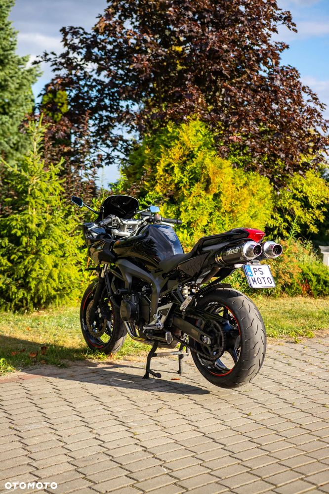 Yamaha FZ6 - 4