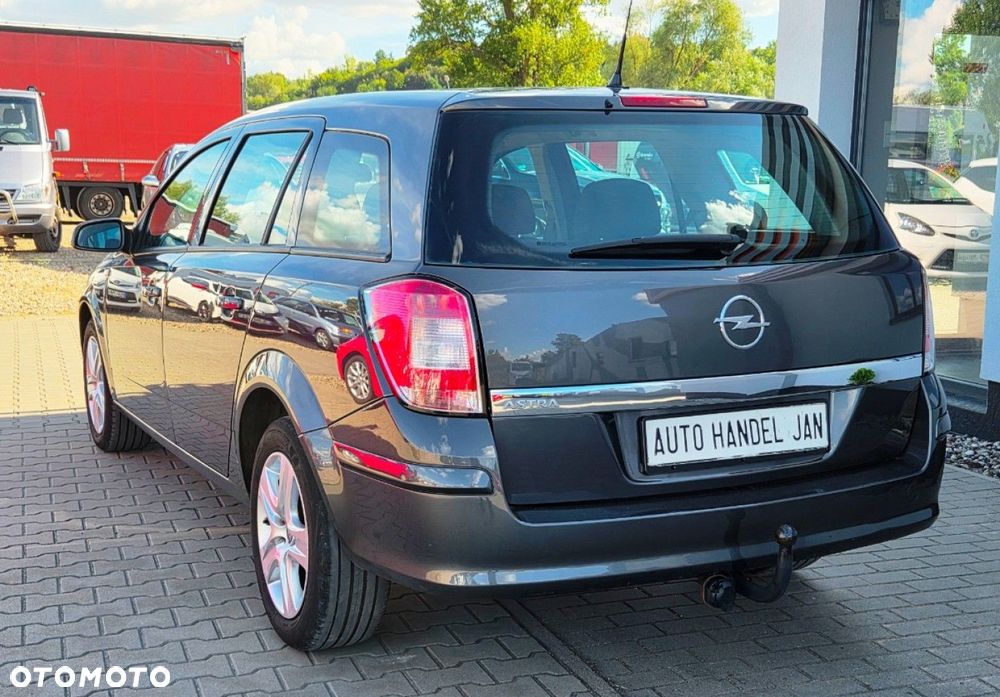 Opel Astra - 4