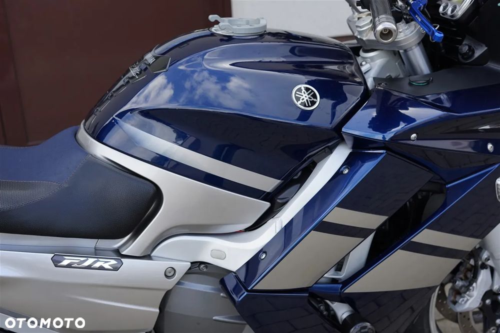 Yamaha FJR - 9